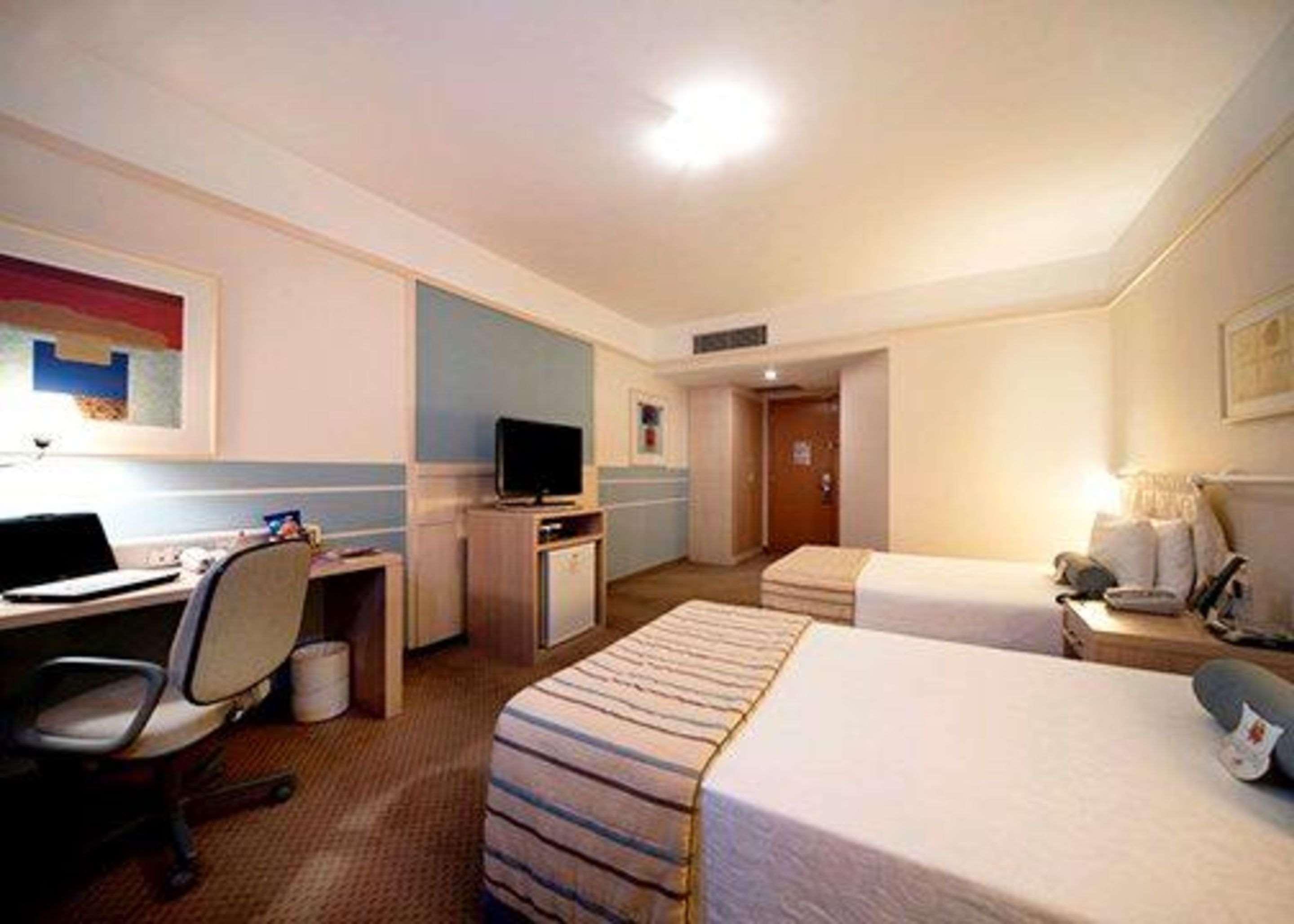Comfort Suites Londrina Exterior foto